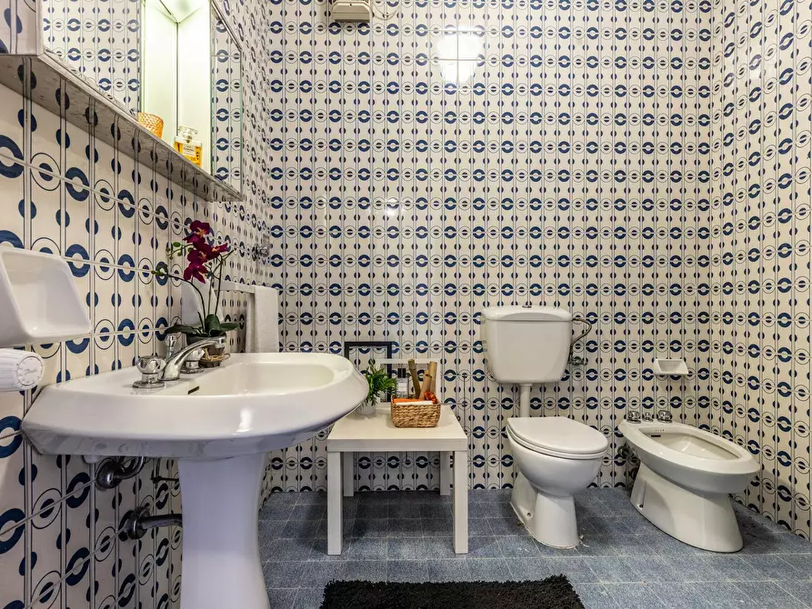 Immagine 10 di Camera in affitto  in Viale Pietro Pietramellara a Bologna