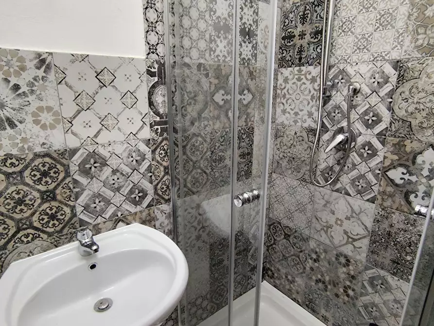 Immagine 10 di Camera in affitto  in Viale Pietro Pietramellara a Bologna