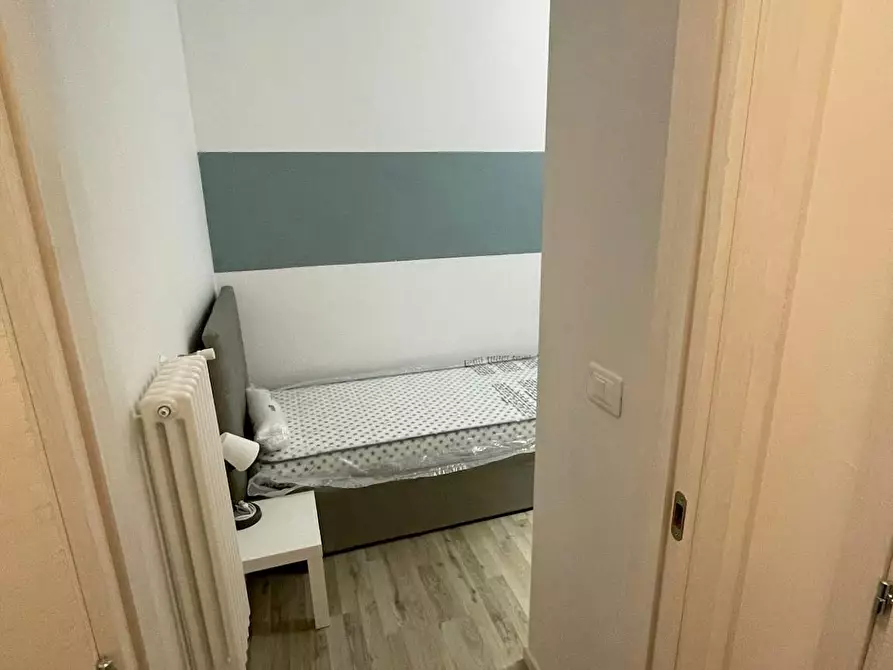Immagine 9 di Camera in affitto  in Viale Pietro Pietramellara a Bologna