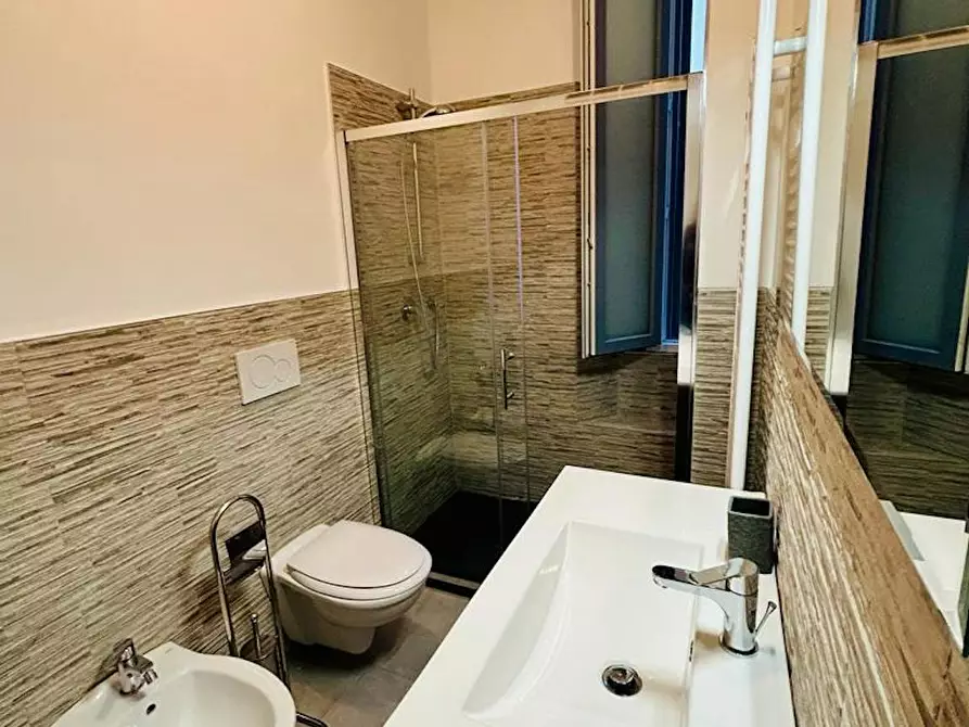 Immagine 8 di Appartamento in affitto  in Via Valtellina a Milano