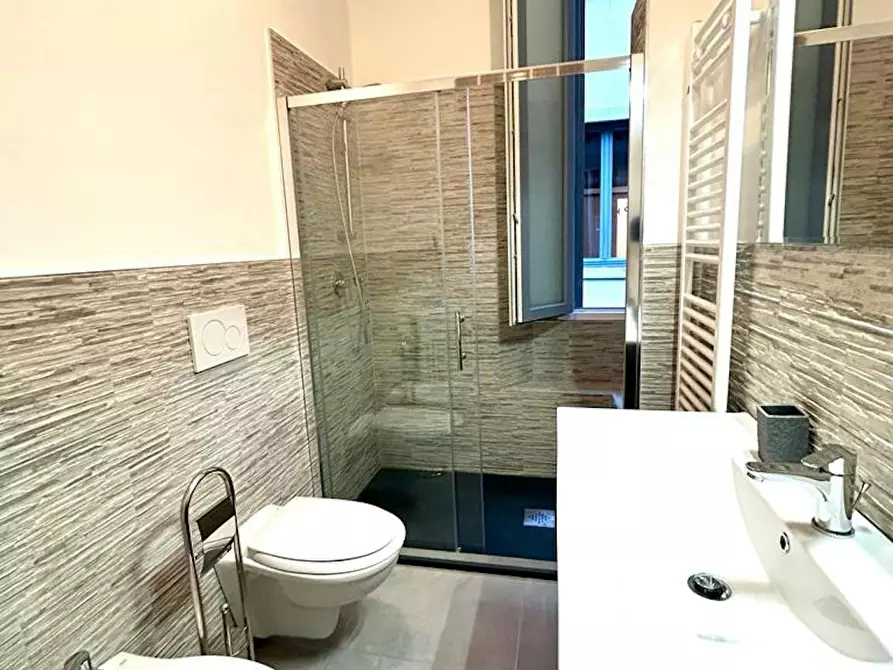 Immagine 4 di Appartamento in affitto  in Via Valtellina a Milano