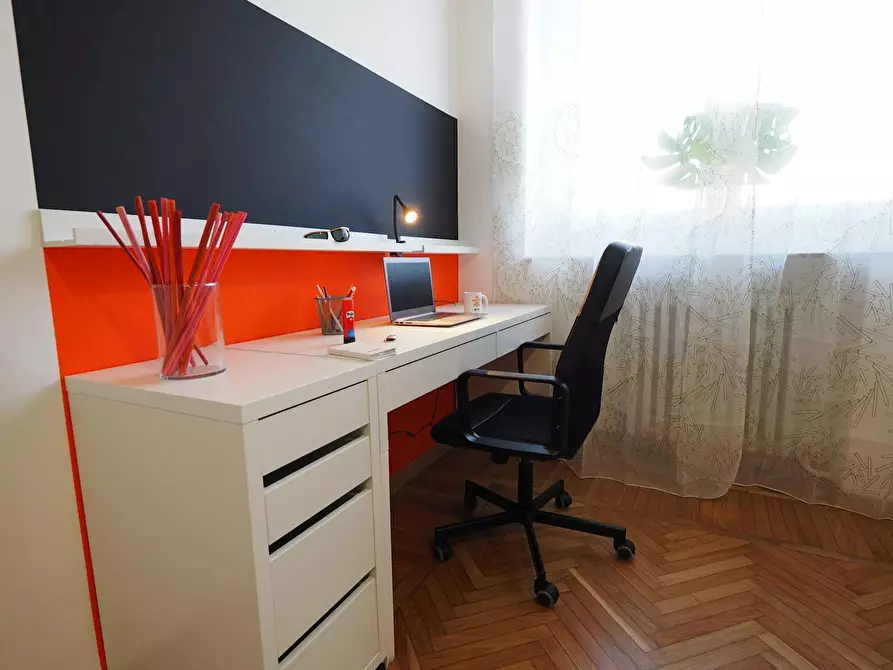 Immagine 3 di Camera in affitto  in Corso Germano Sommeiller a Torino