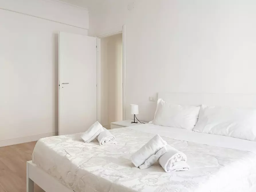 Immagine 10 di Appartamento in affitto  in Via Ampio Flaviano a Roma