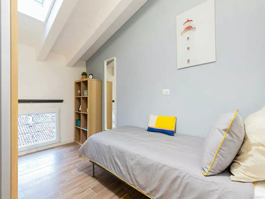 Immagine 2 di Camera in affitto  in Viale Alfredo Oriani a Bologna