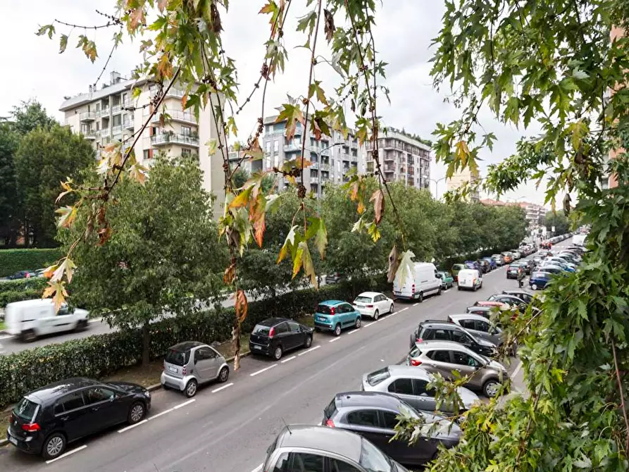 Immagine 8 di Camera in affitto  in Viale Famagosta a Milano
