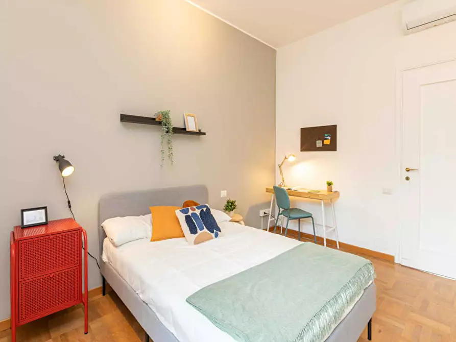 Immagine 4 di Camera in affitto  in Viale Romagna a Milano