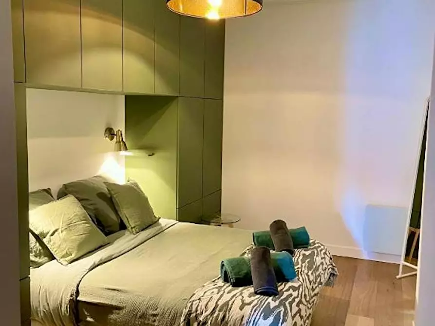 Immagine 4 di Appartamento in affitto  in Rue Oberkampf a Paris