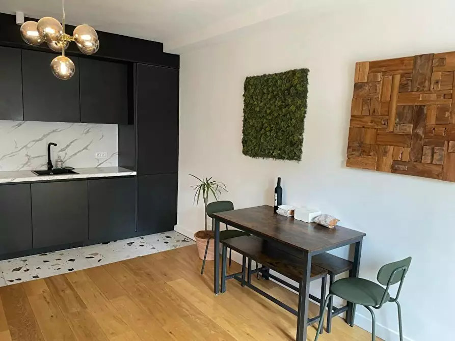 Immagine 3 di Appartamento in affitto  in Rue Oberkampf a Paris