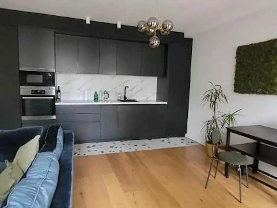 Immagine 6 di Appartamento in affitto  in Rue Oberkampf a Paris