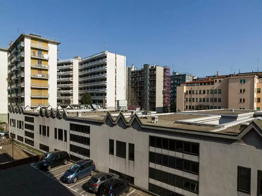 Immagine 9 di Camera in affitto  in Viale Evaristo Stefini a Milano