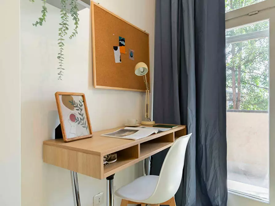 Immagine 5 di Camera in affitto  in Viale Renato Serra a Milano