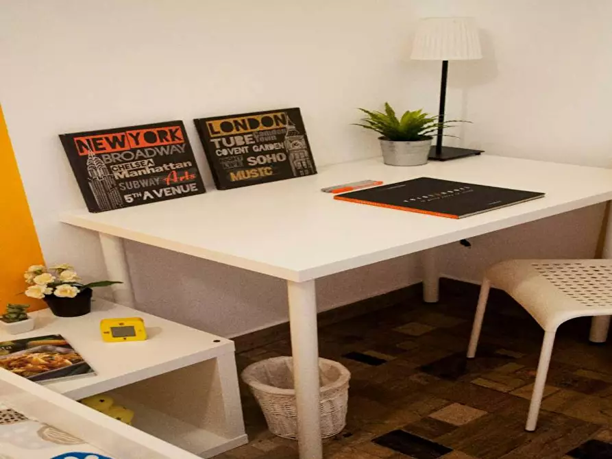 Immagine 9 di Camera in affitto  in Via Edoardo Bassini a Milano