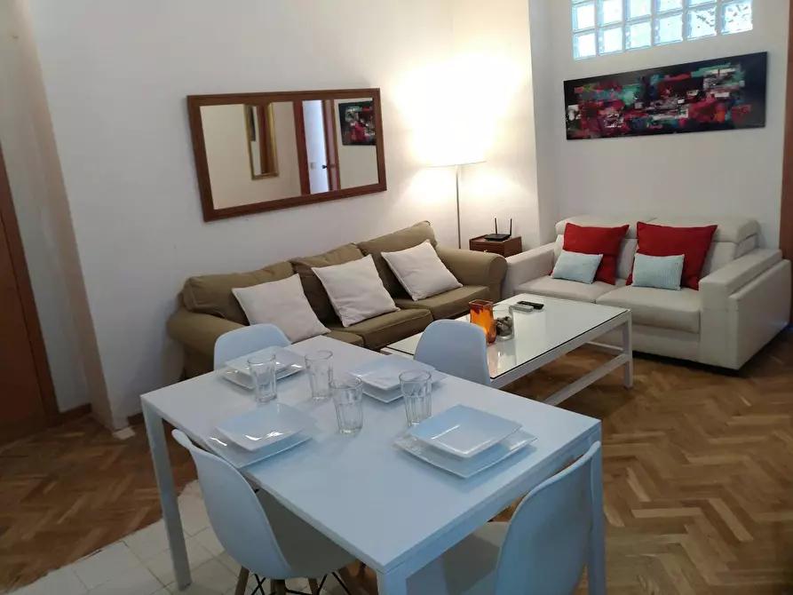 Immagine 3 di Appartamento in affitto  in Calle de Galileo a Madrid