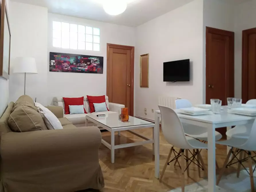 Immagine 2 di Appartamento in affitto  in Calle de Galileo a Madrid