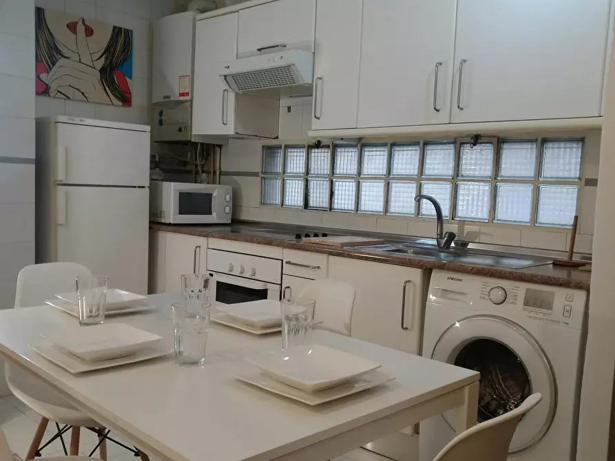 Immagine 4 di Appartamento in affitto  in Calle de Galileo a Madrid