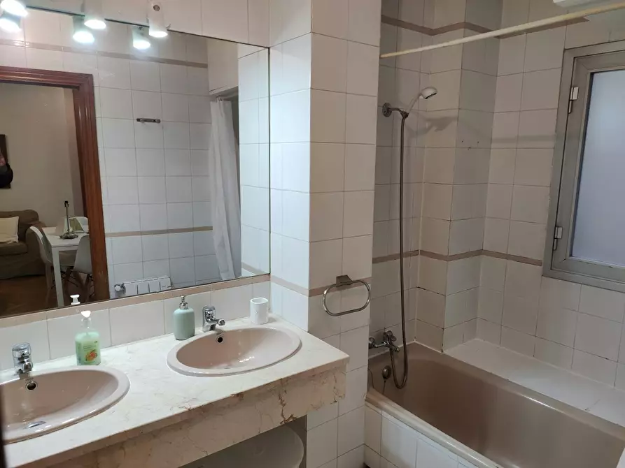 Immagine 8 di Appartamento in affitto  in Calle de Galileo a Madrid