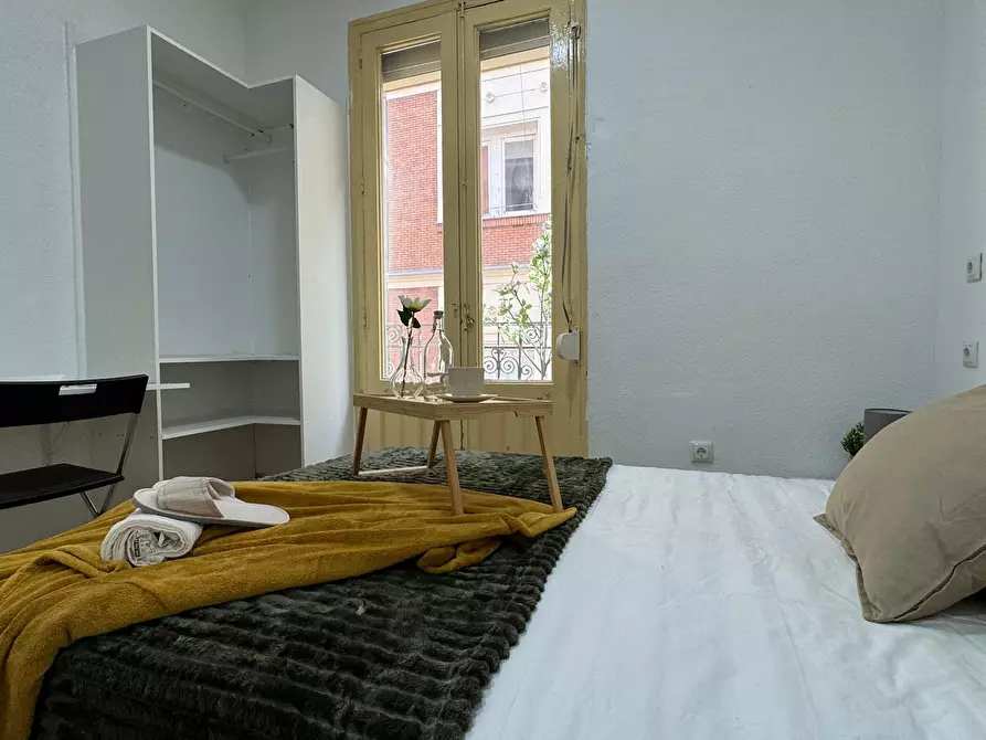 Immagine 4 di Camera in affitto  in Calle de Caravaca a Madrid