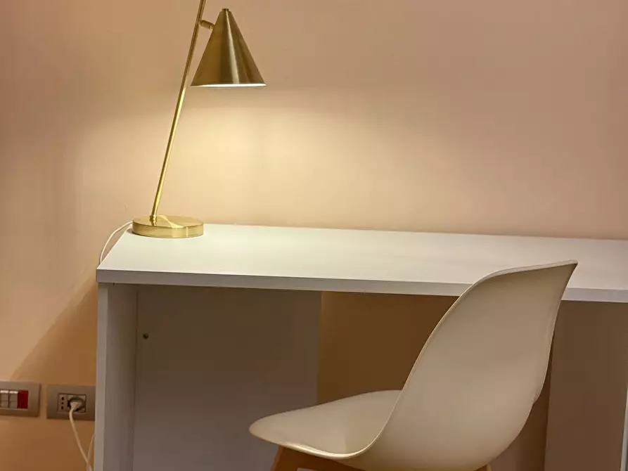 Immagine 10 di Camera in affitto  in Corso Re Umberto a Torino