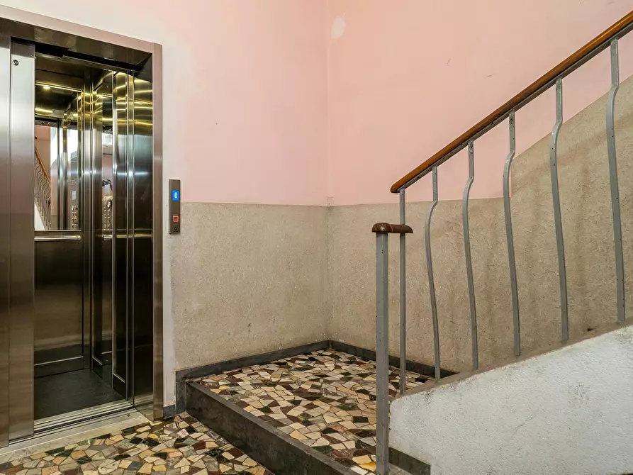 Immagine 9 di Appartamento in affitto  in Via Vigevano a Milano