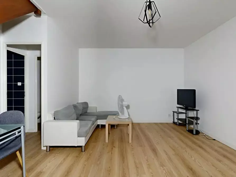 Immagine 9 di Appartamento in affitto  in Rue Jean-Baptiste Carpeaux a Dijon