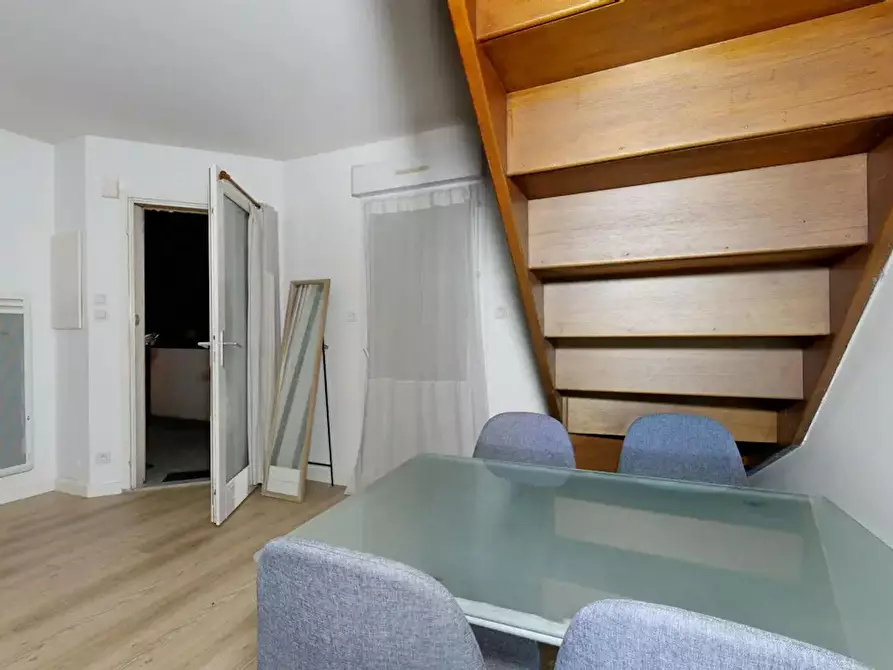 Immagine 4 di Appartamento in affitto  in Rue Jean-Baptiste Carpeaux a Dijon