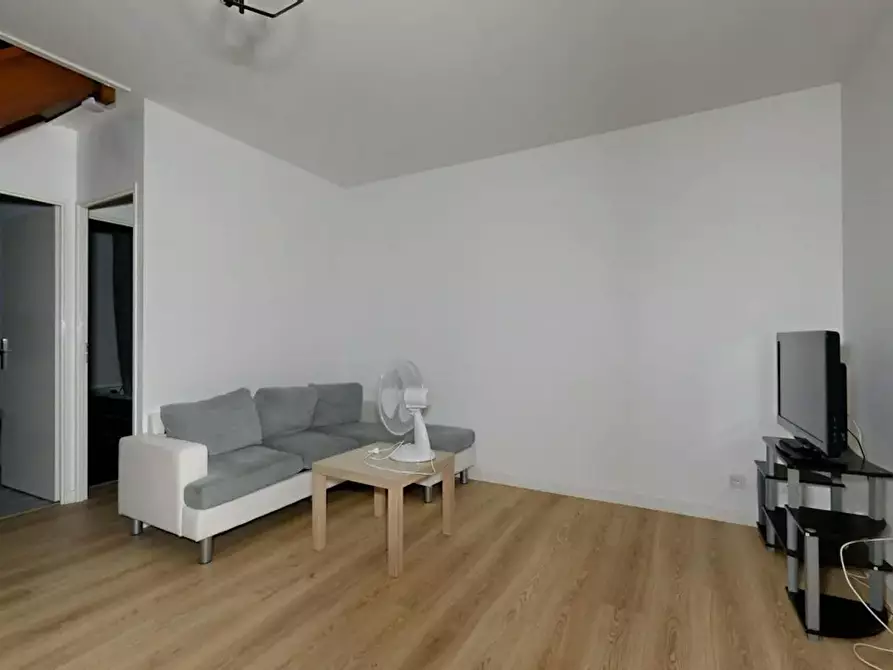 Immagine 2 di Appartamento in affitto  in Rue Jean-Baptiste Carpeaux a Dijon