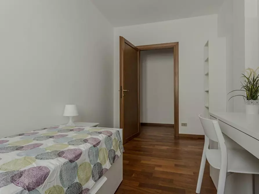 Immagine 2 di Camera in affitto  in Via Comune Antico a Milano