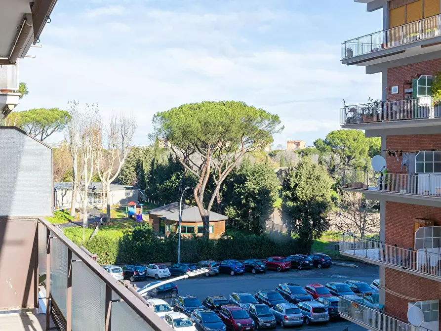 Immagine 6 di Appartamento in affitto  in Via Altavilla Irpina a Roma