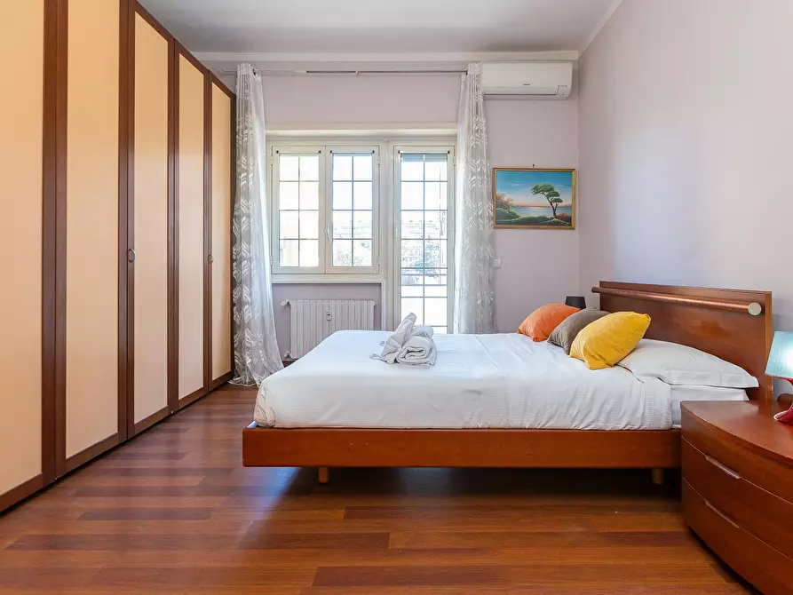 Immagine 3 di Appartamento in affitto  in Via Altavilla Irpina a Roma