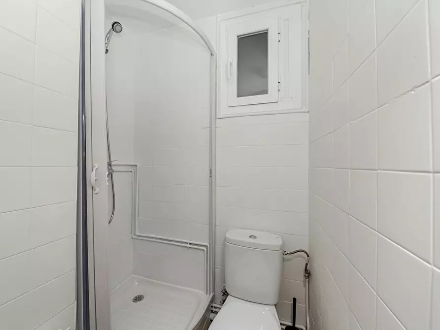 Immagine 10 di Camera in affitto  in Calle José Lázaro Galdiano a Madrid