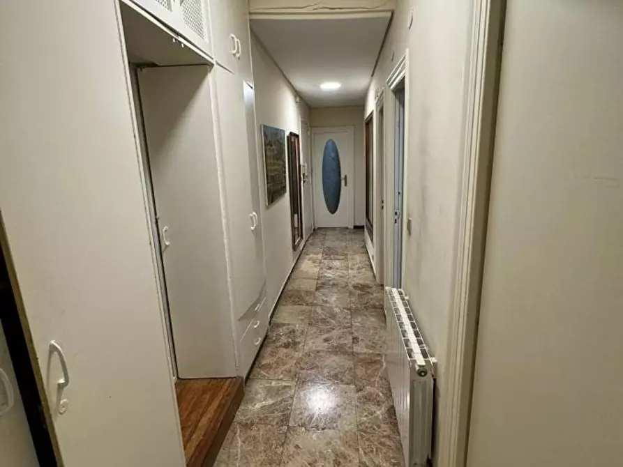 Immagine 8 di Camera in affitto  in Fernández del Campo Kalea a Bilbao