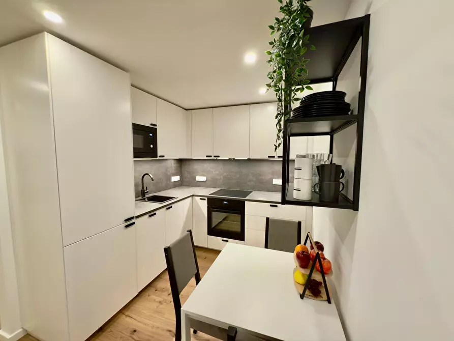 Immagine 9 di Camera in affitto  in Eberwurzstraße a München