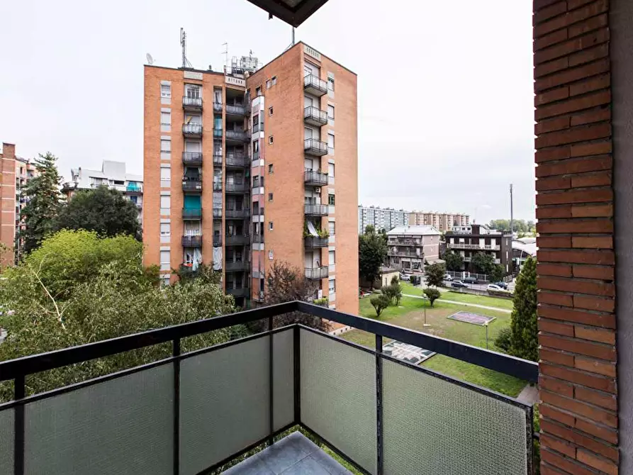 Immagine 9 di Camera in affitto  in Via dei Mandorli a Buccinasco