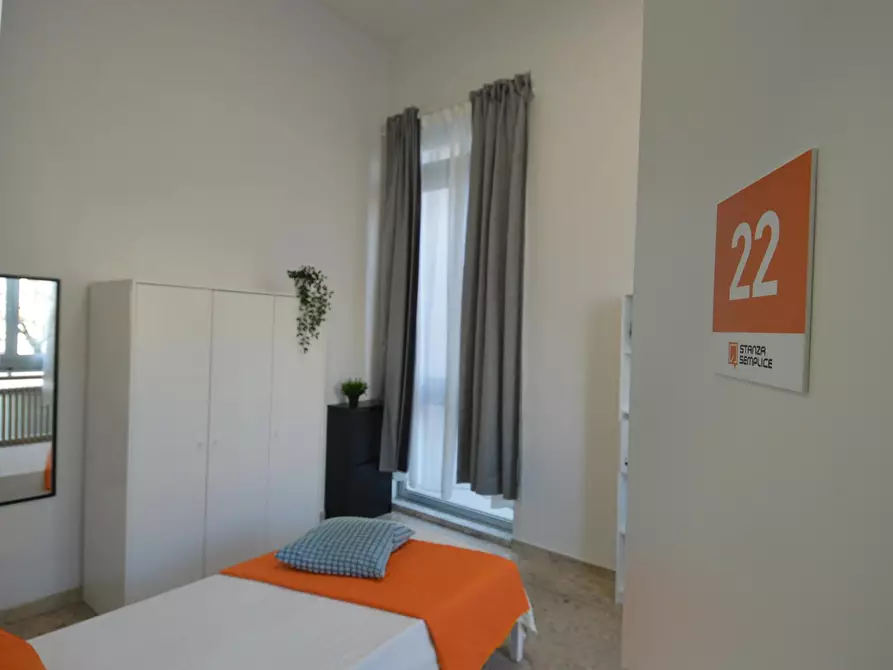 Immagine 1 di Camera in affitto  in Vicolo Franco Villa a Reggio Nell'emilia