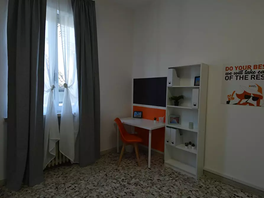 Immagine 4 di Camera in affitto  in Vicolo Franco Villa a Reggio Nell'emilia