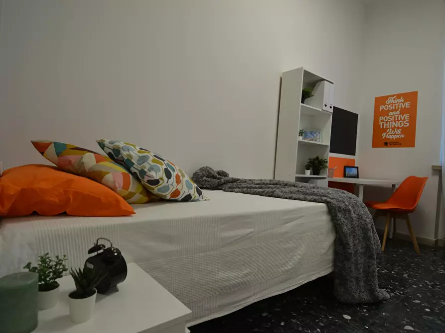 Immagine 4 di Camera in affitto  in Vicolo Franco Villa a Reggio Nell'emilia