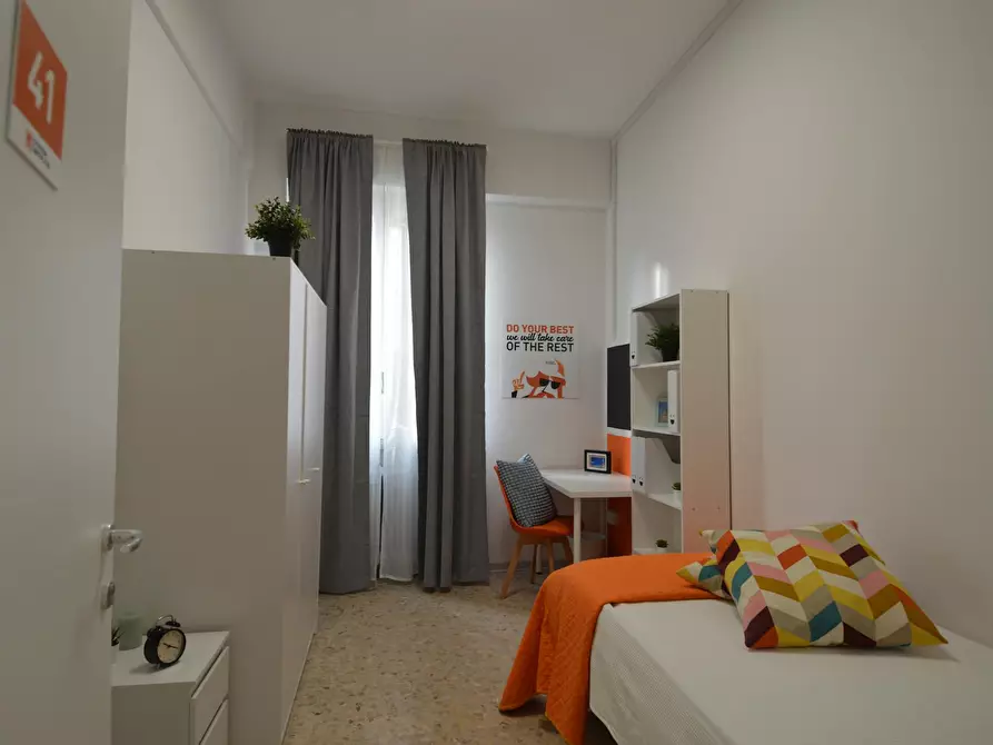 Immagine 5 di Camera in affitto  in Vicolo Franco Villa a Reggio Nell'emilia