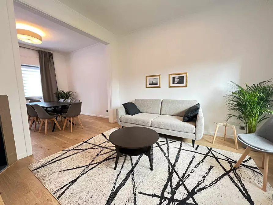 Immagine 10 di Casa indipendente in affitto  in Avenue Joseph Rutten a Woluwe-Saint-Pierre