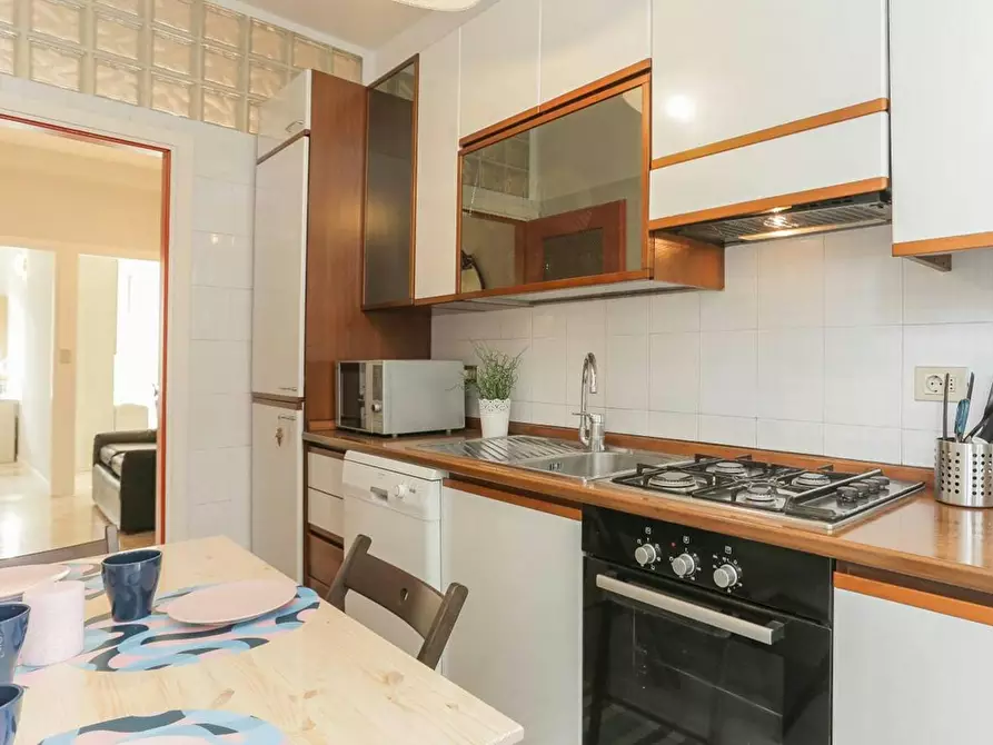 Immagine 10 di Camera in affitto  in Viale Lombardia a Milano