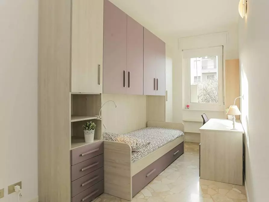 Immagine 1 di Camera in affitto  in Viale Lombardia a Milano