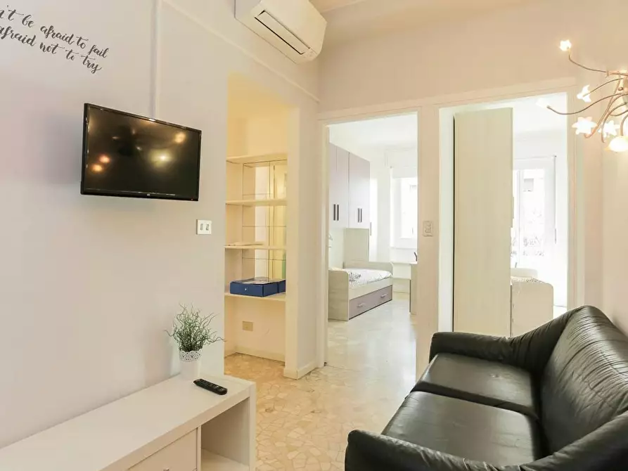 Immagine 4 di Camera in affitto  in Viale Lombardia a Milano