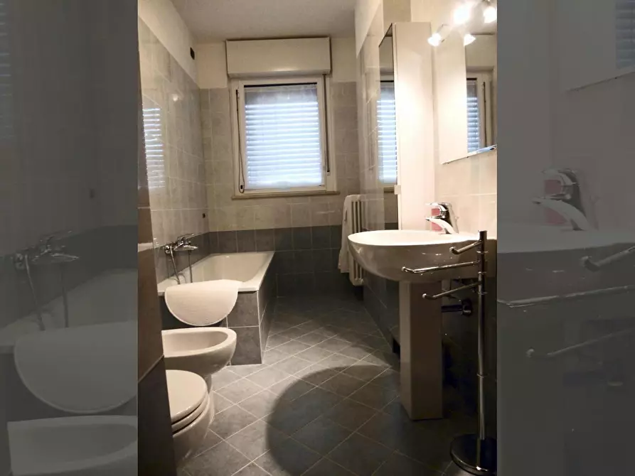 Immagine 5 di Camera in affitto  in Viale dell'Innovazione a Milano