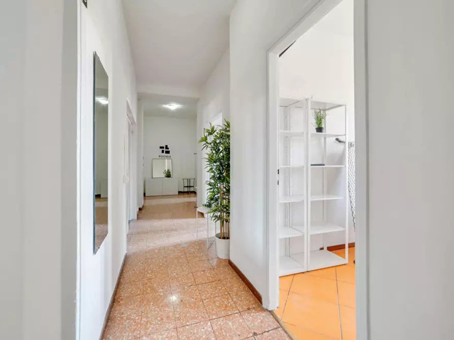 Immagine 8 di Camera in affitto  in Via Melchiorre Gioia a Milano