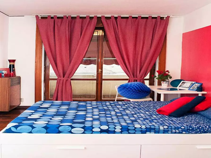 Immagine 1 di Camera in affitto  in Via Andrea Costa a Milano