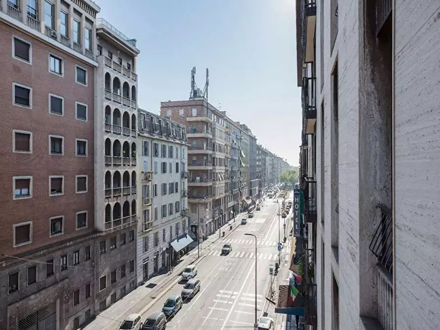 Immagine 10 di Camera in affitto  in Viale Tunisia a Milano