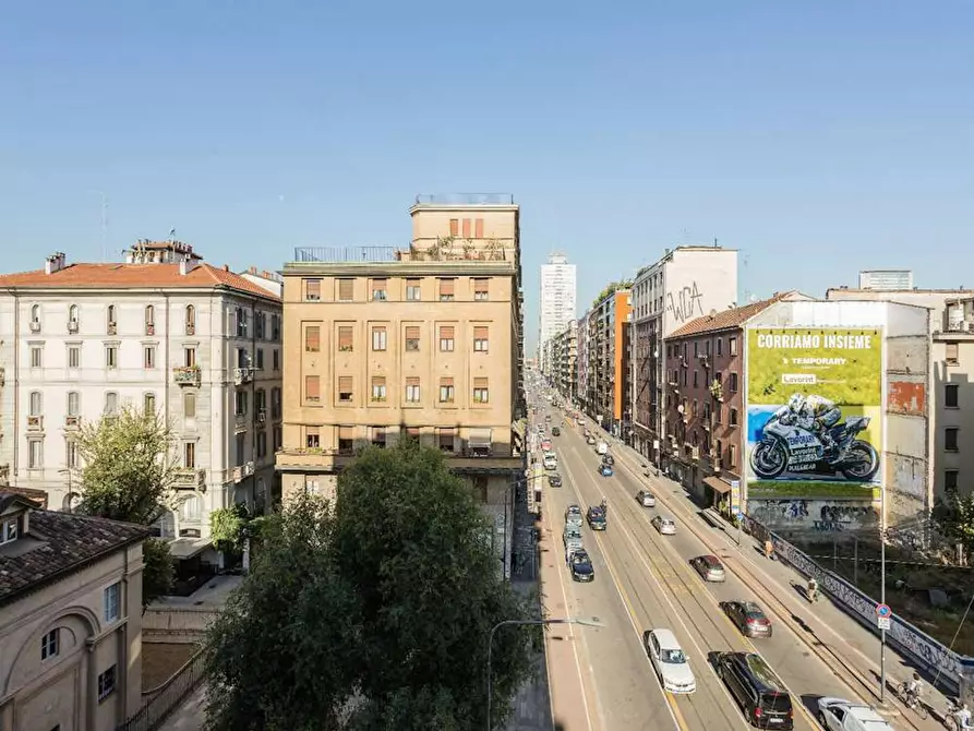 Immagine 9 di Camera in affitto  in Viale Tunisia a Milano
