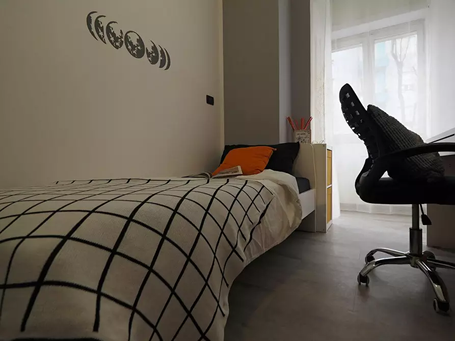 Immagine 2 di Camera in affitto  in Via Pietro Giuria a Torino