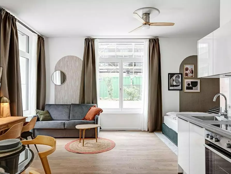 Immagine 1 di Appartamento in affitto  in Mühlenstraße a Berlin Friedrichshain