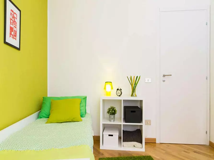 Immagine 5 di Camera in affitto  in Via Larga a Milano