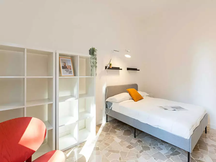 Immagine 5 di Camera in affitto  in Largo Cavalieri di Malta a Milano